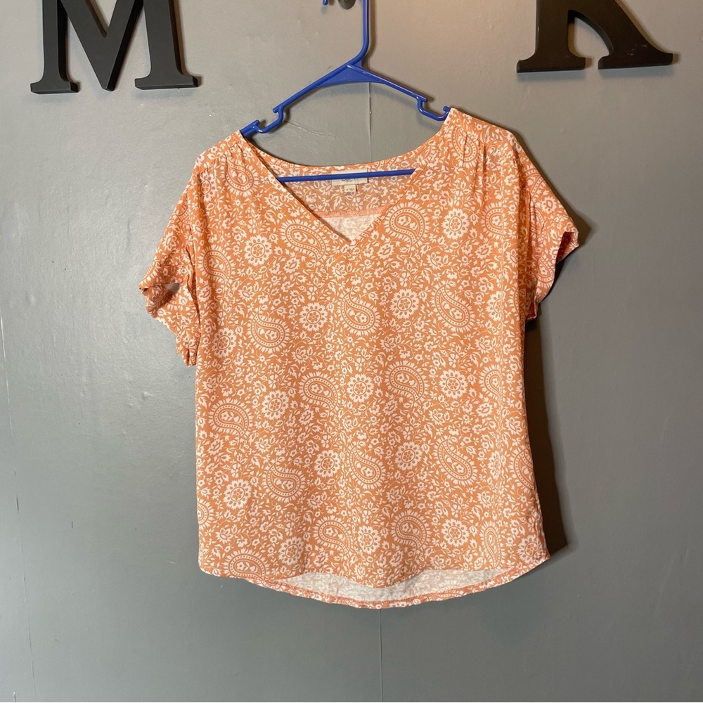 Loft Orange Paisley short sleeve Women Top size medium